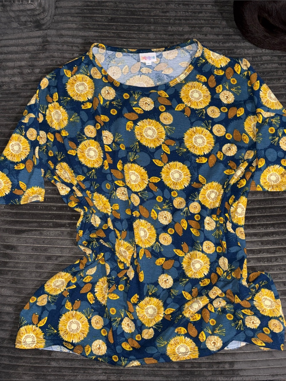 LuLaRoe Navy Floral Short Sleeve Crewneck Top